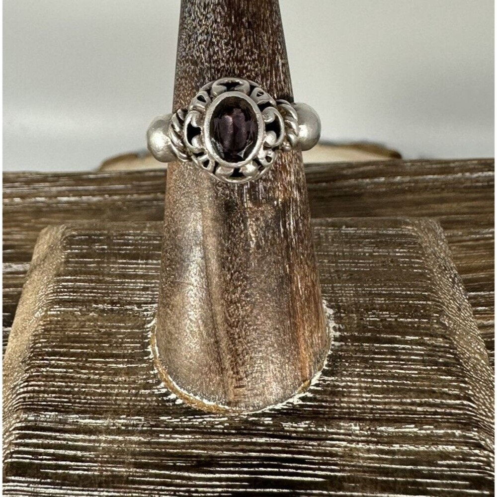 Vintage 925 Sterling Silver Amethyst Ring Size 6.5
